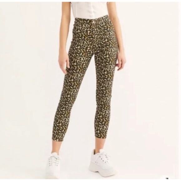 We The Free People Jeans, Leopard Skinny Cropped, Women's Size 29 - Picture 6 of 6